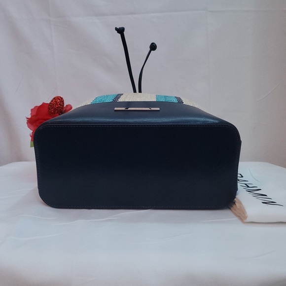 BRAHMIN
Anguilla Collection Marlowe Striped Drawstring Straw Bucket Shoulder Bag - Picture 6 of 13